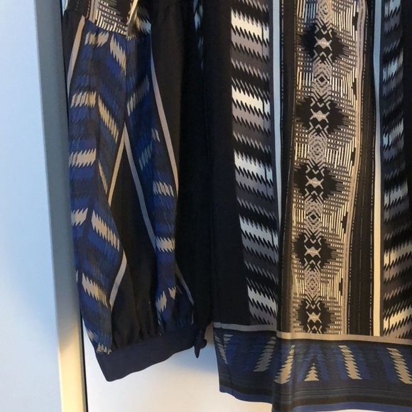 4/$20 🍂 Twelfth Street Designer Silk Top - Picture 4 of 13